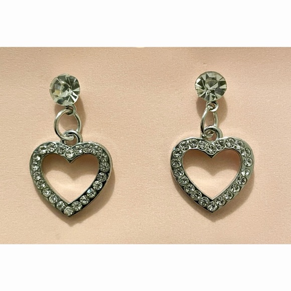 Crystal Heart Drop Silver Earrings NEW - Picture 3 of 3